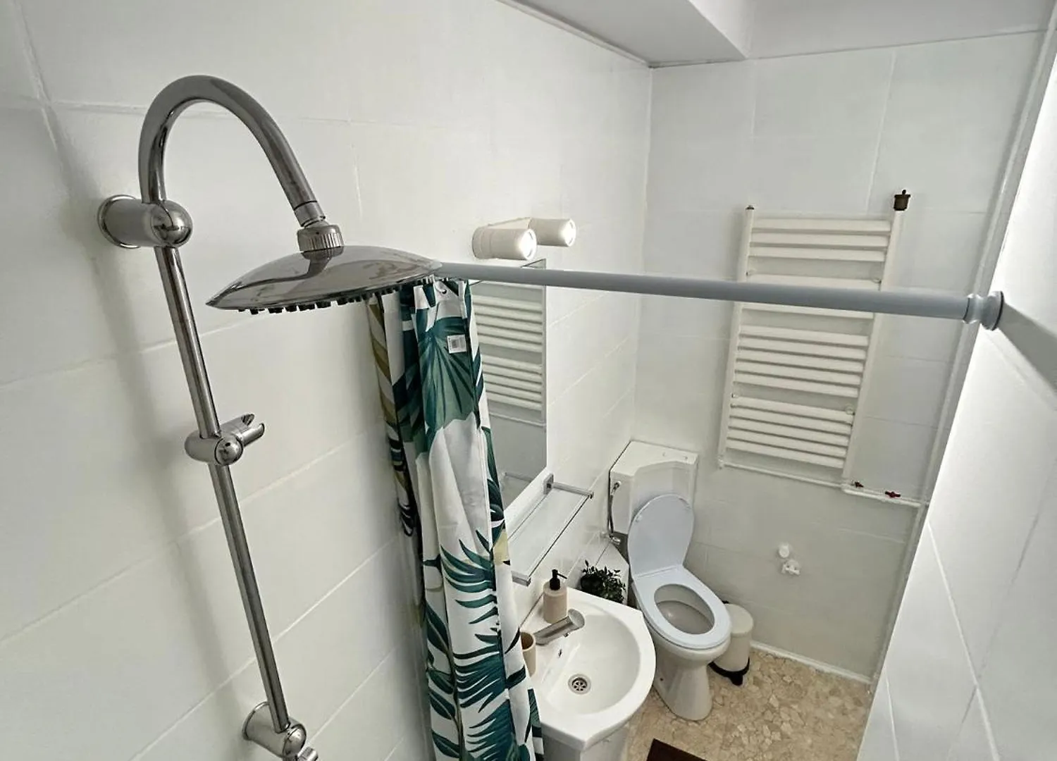 Apartmán Cozy Wood Themed Studio Sky Bar Free Minibar Bukurešť